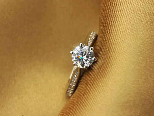 Luxury 925 Silver Imitation Diamond Ring