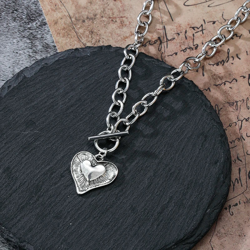 Irregular Heart O-Chain Choker Necklace